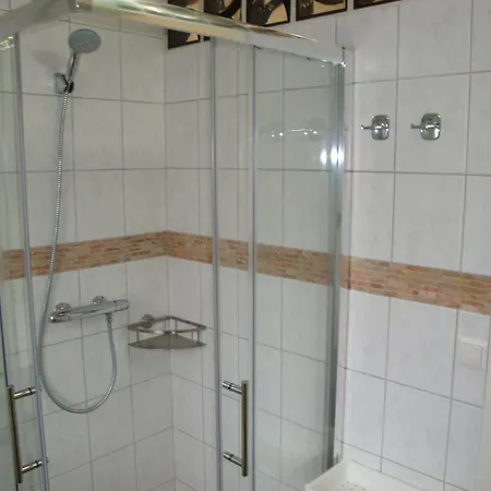Cenet 1 Apartment